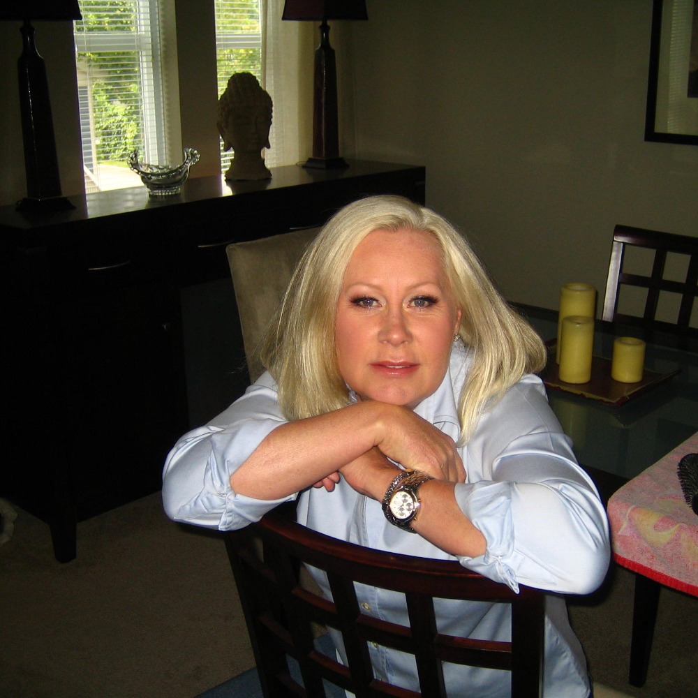 Meet your Posher, Sandy